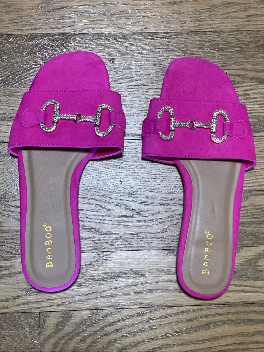NWOT- BAMBOO Hot Pink Horsebit Slide Sandals Rhinestone Accent - Sz 37